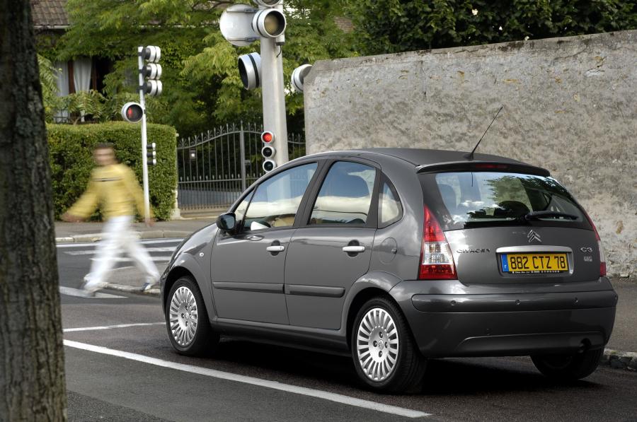  Citroen C3 2006 года  (фото 6 из 44)